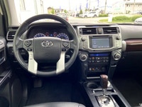 Four Wheel Drive,Tow Hitch,Conventional Spare Tire,Auto-Dimming Rearview Mirror,Premium Synthetic Se... (image 7)
