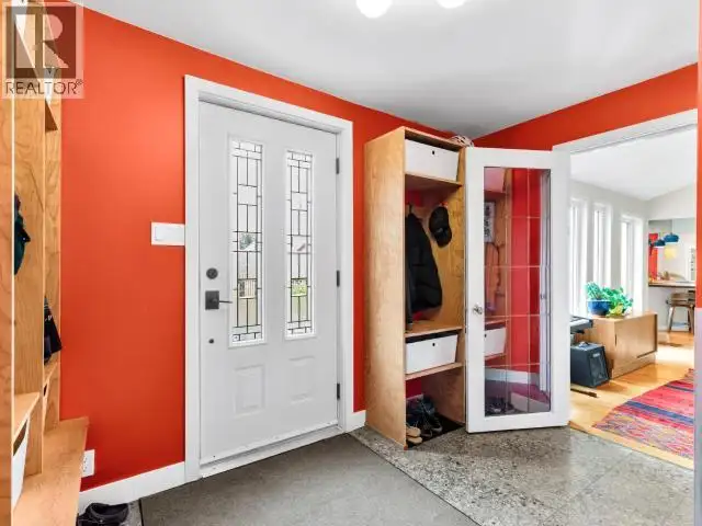 6 CHALET CRESCENT Whitehorse, Yukon in Houses for Sale in Whitehorse - Image 6