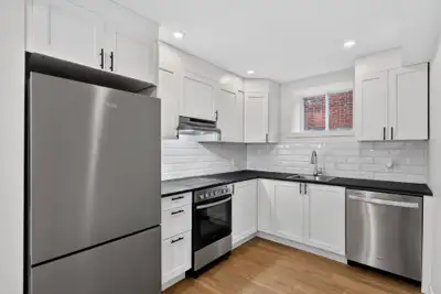 4 1 2-4 1/2-4 et demi-4 and half-2 beds-2 bedrooms-2 chambres-disponible maintenant-now available-él...