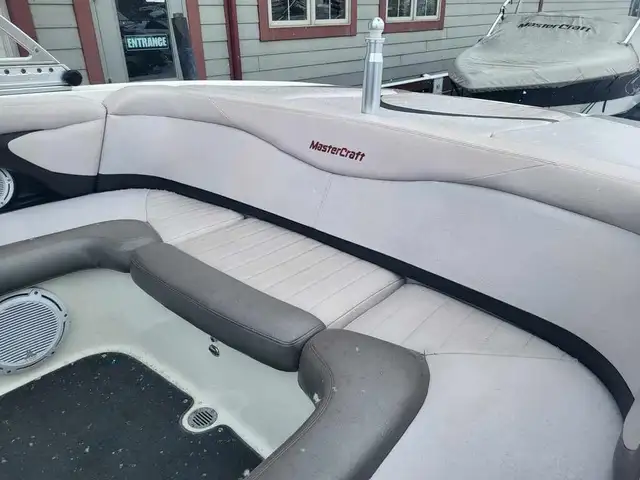 2006 Mastercraft XSTAR FINANCING AVAILABLE in Powerboats & Motorboats in Kelowna - Image 45