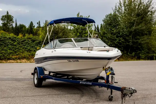 2003 Four Winns FREEDOM 170 in Powerboats & Motorboats in Rimouski / Bas-St-Laurent - Image 5