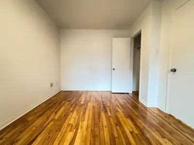 1 Bedroom to rent in Mercier Est-1190$