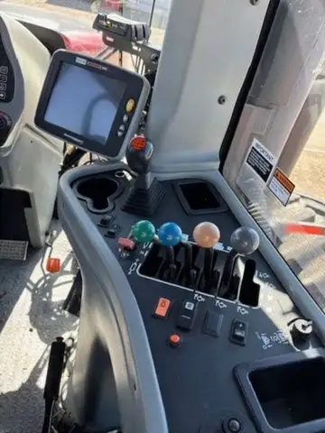 2009 Versatile 485 in Heavy Equipment in Swift Current - Image 7