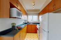 Linwood Court is a charming, low-rise rental property with a big sense of community conveniently loc... (image 3)