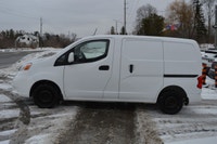 Clean Carfax, Backup Camera, Bluetooth, Power locks and mirrors, Cruise Control, Divider, Shelving,... (image 1)