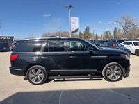  2018 Lincoln Navigator Reserve 152,xxx km Impeccable Condition  Luxury isnt just something you se... (image 5)