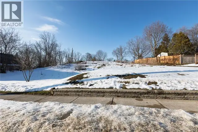 75 KING Street E Ingersoll, Ontario in Land for Sale in Woodstock - Image 14