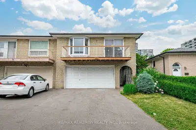 Price: $899,000 / $3,411/mo Spacious semi-detached bungalow with rental income potential in a prime...