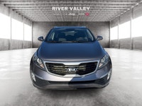 HEATED FRONT SEATS, ALLOY WHEELS, TRACTION CONTROL, ELECTRONIC STABILITY, STEERING WHEEL MOUNTED AUD... (image 6)