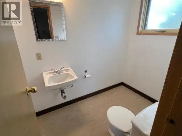 230 DAWSON DRIVE Faro, Yukon in Houses for Sale in Whitehorse - Image 19