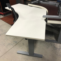 Teknion Boomerang Electric Sit-Stand Desk-Excellent Condition!