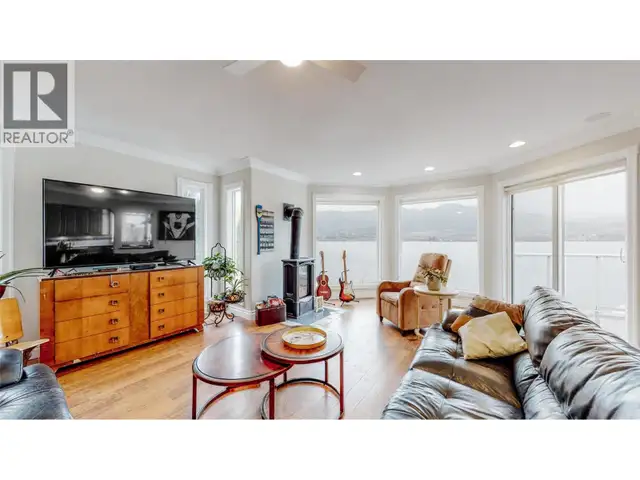 8330 22ND Avenue Osoyoos, British Columbia in Houses for Sale in Penticton - Image 15
