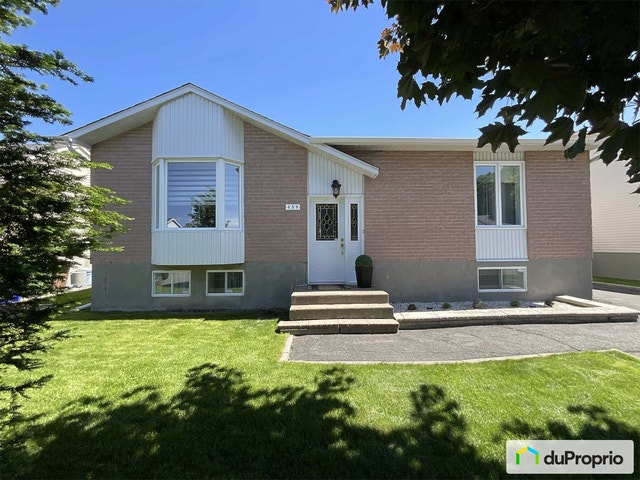 $598,000 - Bungalow for sale in Ste-Julie — photo 1