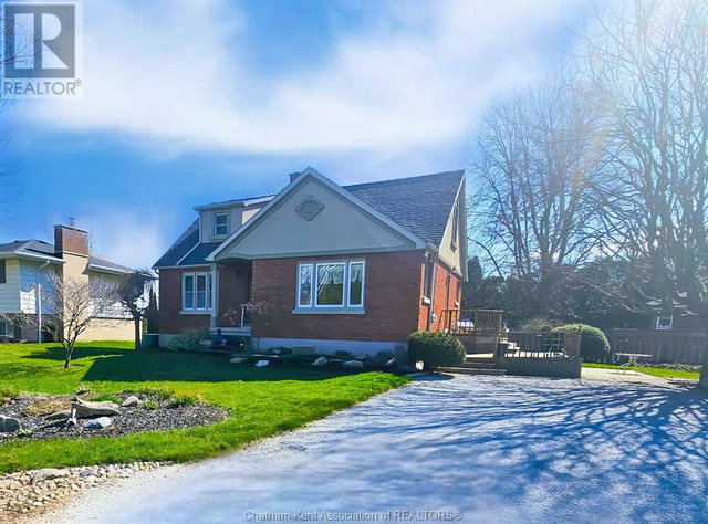 2 Crerar DRIVE Chatham, Ontario in Houses for Sale in Chatham-Kent