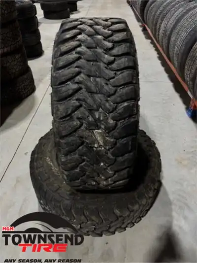 PAIR (2) TOYO OPEN COUNTRY M/T TIRES 33X12.50R18 SOLD AS PAIR ONLY, 13/32NDS TREAD REMAINING PRICE D...