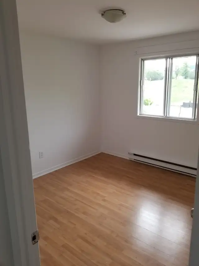 41/2 près Université Laval /CEGEP Ste-Foy in Long Term Rentals in Québec City - Image 4
