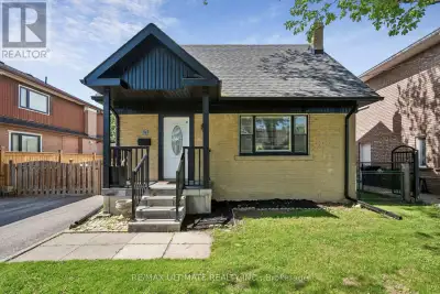 Welcome to this beautifully maintained lower Level Junior Bachelor apartment situated on a premium l...