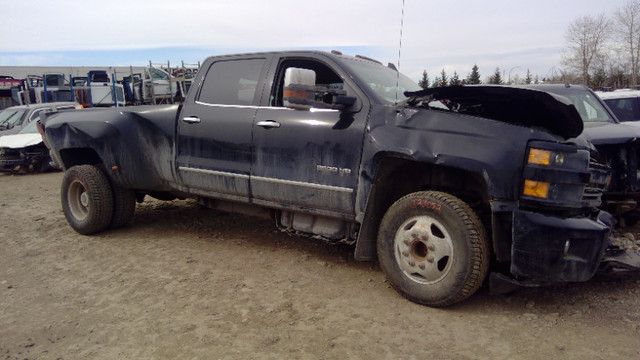 NEW SALVAGE ARRIVALS!! CALL TODAY FOR QUALITY USED TRUCK PARTS in Auto Body Parts in Edmonton