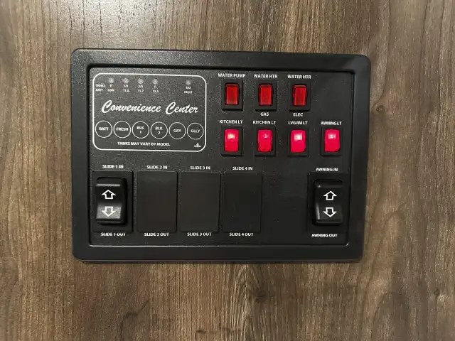 2018 ,Crossroads RV,Volante 240RL in Travel Trailers & Campers in Saskatoon - Image 13