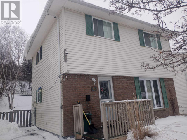 26 Hergott AVE Elliot Lake, Ontario in Houses for Sale in Sudbury - Image 2