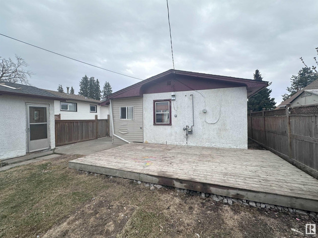 5028 49 AV Onoway, Alberta in Houses for Sale in St. Albert - Image 3