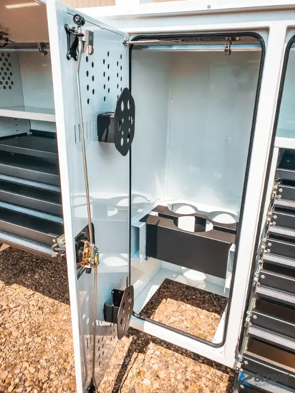 Milron 11 Series 11' Aluminum Service Body for 84" C-A Chassis in Heavy Equipment Parts & Accessories in Whitehorse - Image 6