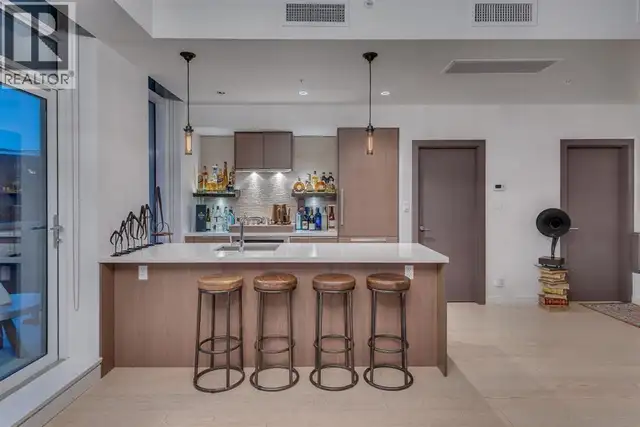 PH2015 68 SMITHE STREET Vancouver, British Columbia in Long Term Rentals in Vancouver - Image 9