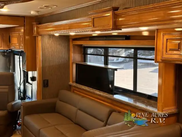 2019 Thor Motor Coach Tuscany 45MX only 020,049 Miles in RVs & Motorhomes in Moncton - Image 26