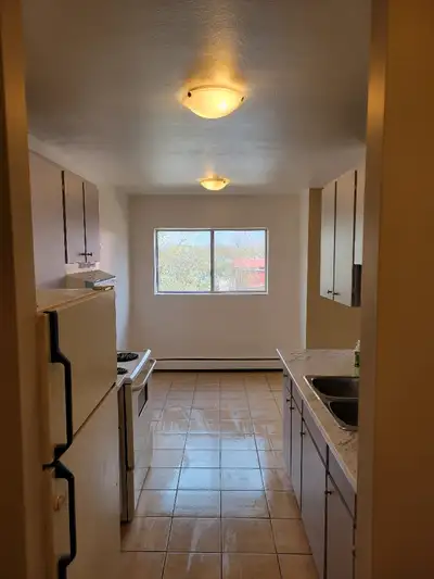 APARTMENT FOR RENT – 2 BDRM ON 162 CHANDLER DR, KITCHENER