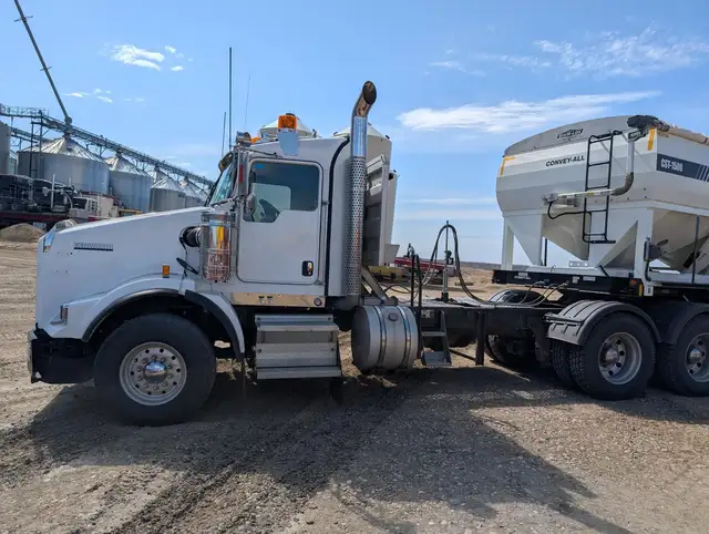 2020 KENWORTH T800 in Heavy Trucks in Kamloops - Image 4