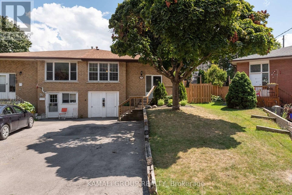 MAIN - 15 WALTER AVENUE Newmarket (Bristol-London), Ontario 2
