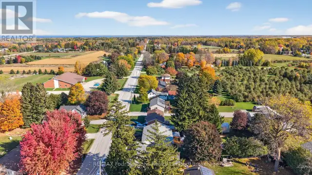 7 BATTEAUX ROAD Clearview (Nottawa), Ontario in Houses for Sale in Ottawa - Image 40