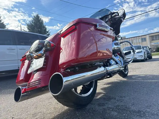 2023 Harley-Davidson Street Glide ~ STREET GLIDE ~ CANANDIAN ~ 1 in Sport Touring in City of Toronto - Image 14