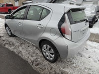 PRIUS C HYBRID, VERY RELIABLE CARS, AND FUEL EFFICIENT, FULL SAFETY INCLUDED, AUTOMATIC, POWER WINDO... (image 4)