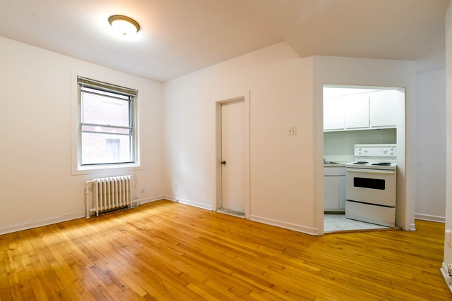 3495 Avenue Van Horne — photo 1