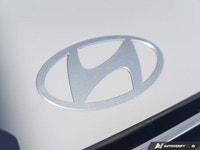 The advertised vehicle price is based on a promotional finance offer. Customers who purchase the veh... (image 8)