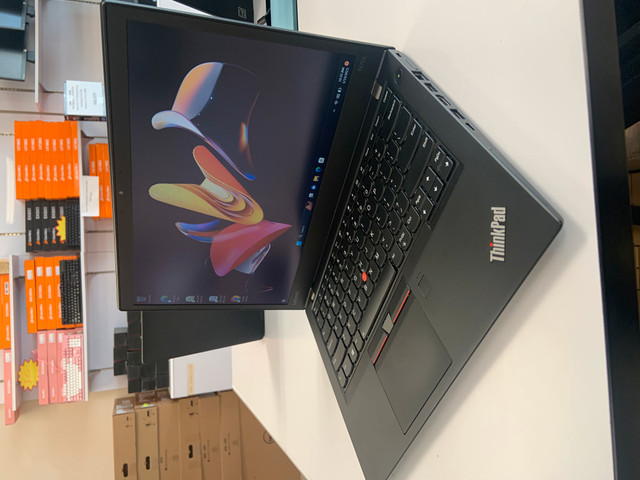 BIG SALES Lenovo ThinkPad T470s Ultra-slim laptop Windows 11 in Laptops in Saskatoon - Image 3