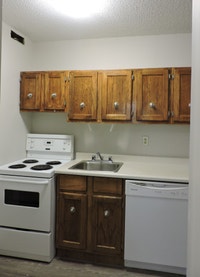 This one-bedroom apartment has a spacious living room/dining room,a full bathroom, and kitchen with... (image 4)