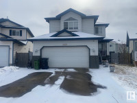 1809 37 AV NW NW Edmonton, Alberta