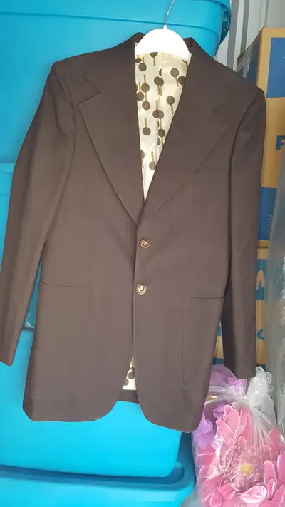 MENS OUTWEAR / DRESS SHIRT/ DESIGNER TIES / SUIT JACKET/JEANS, View more