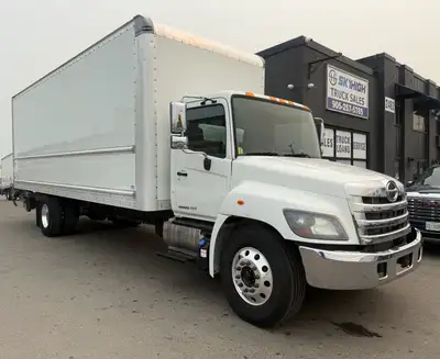 2020 Hino 338 158,648Kms 26 Feet Box Tailgate 33,000 GVW Automatic Transmission Hydraulic Brakes G L...