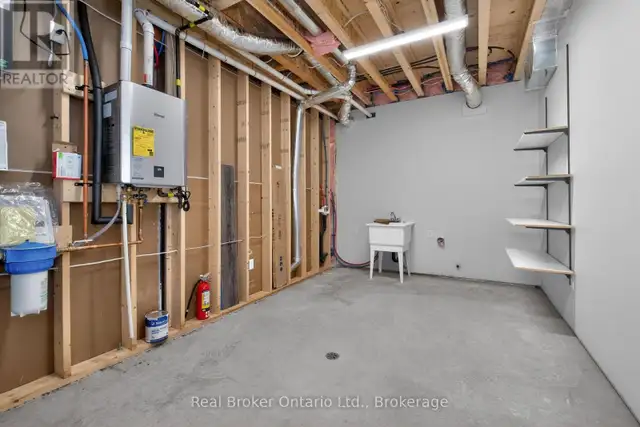 90 14 CONCESSION E Tiny, Ontario in Houses for Sale in Muskoka - Image 32