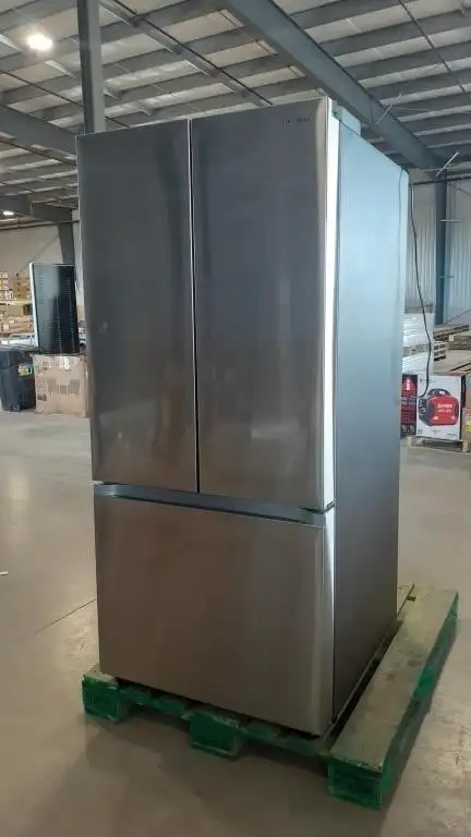 Refrigerators and Stoves at Auction - Ends June 10th in Refrigerators in Trenton - Image 2