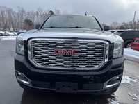 2018 GMC Yukon . Engine: 5.3L V8 OHV 16V FFV Safety Equipment Lane Change Alert with Side Blind Zone... (image 7)
