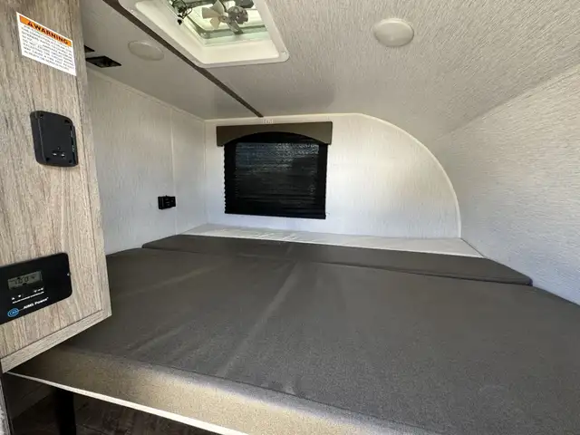 2024 ,Sunray,Sunset Park RV 109E in Travel Trailers & Campers in Kamloops - Image 13