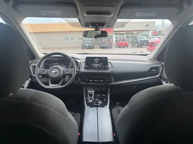 2023 Nissan Rogue in Cars & Trucks in Sarnia - Image 18