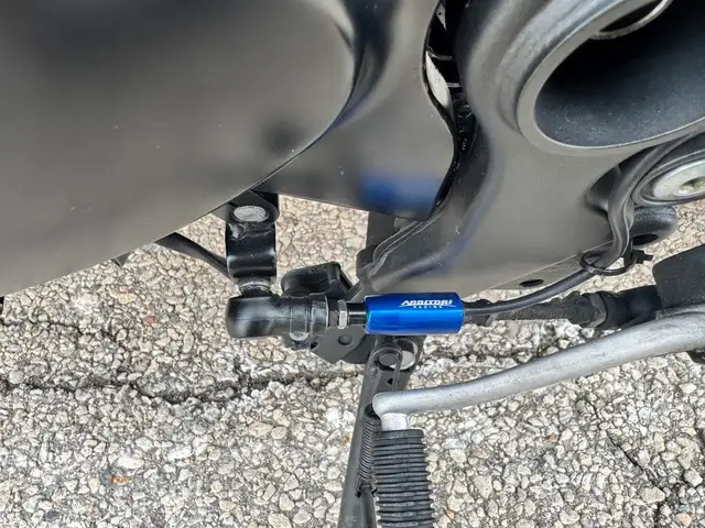 2018 Kawasaki Z900RS Cafe **HINDLE EXHAUST SYSTEM** **EXTRAS** in Street, Cruisers & Choppers in Markham / York Region - Image 17