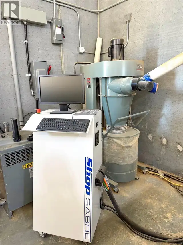 312 4342 West Shore Pkwy Langford, British Columbia in Commercial & Office Space for Sale in Victoria - Image 8