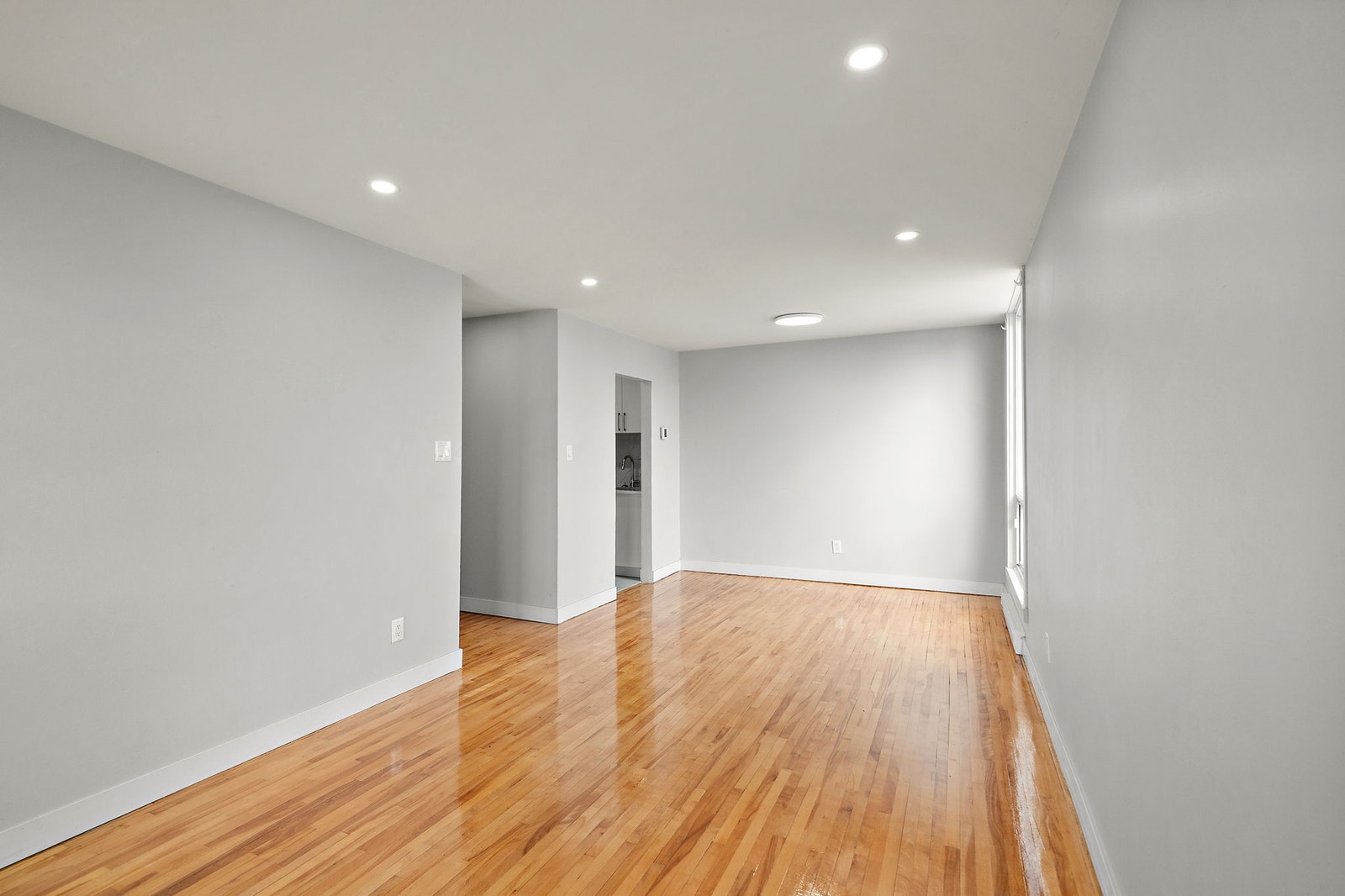 9369 Boulevard LaSalle — photo 3