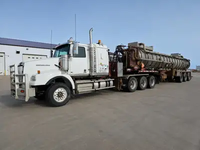 2013 Western Star 8x6 Sleeper Truck Tractor w/ ACRO Semi Vac Comes with a Detroit DD15 14.8L diesel...